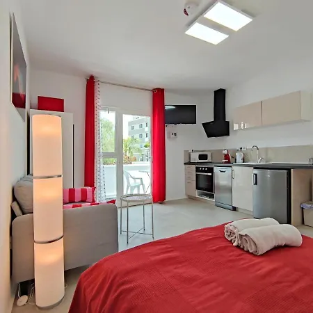 Fantastico 1 - Balcony, Free Parking, Air Conditioning, Free Netflix, Bbq